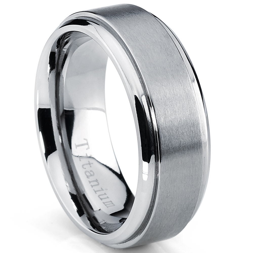 8MM High Polish, Matte Finish Men�s Titanium Ring Wedding